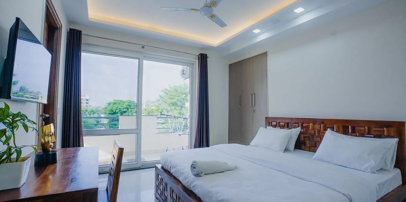Gurgaon • Golf Course Extension