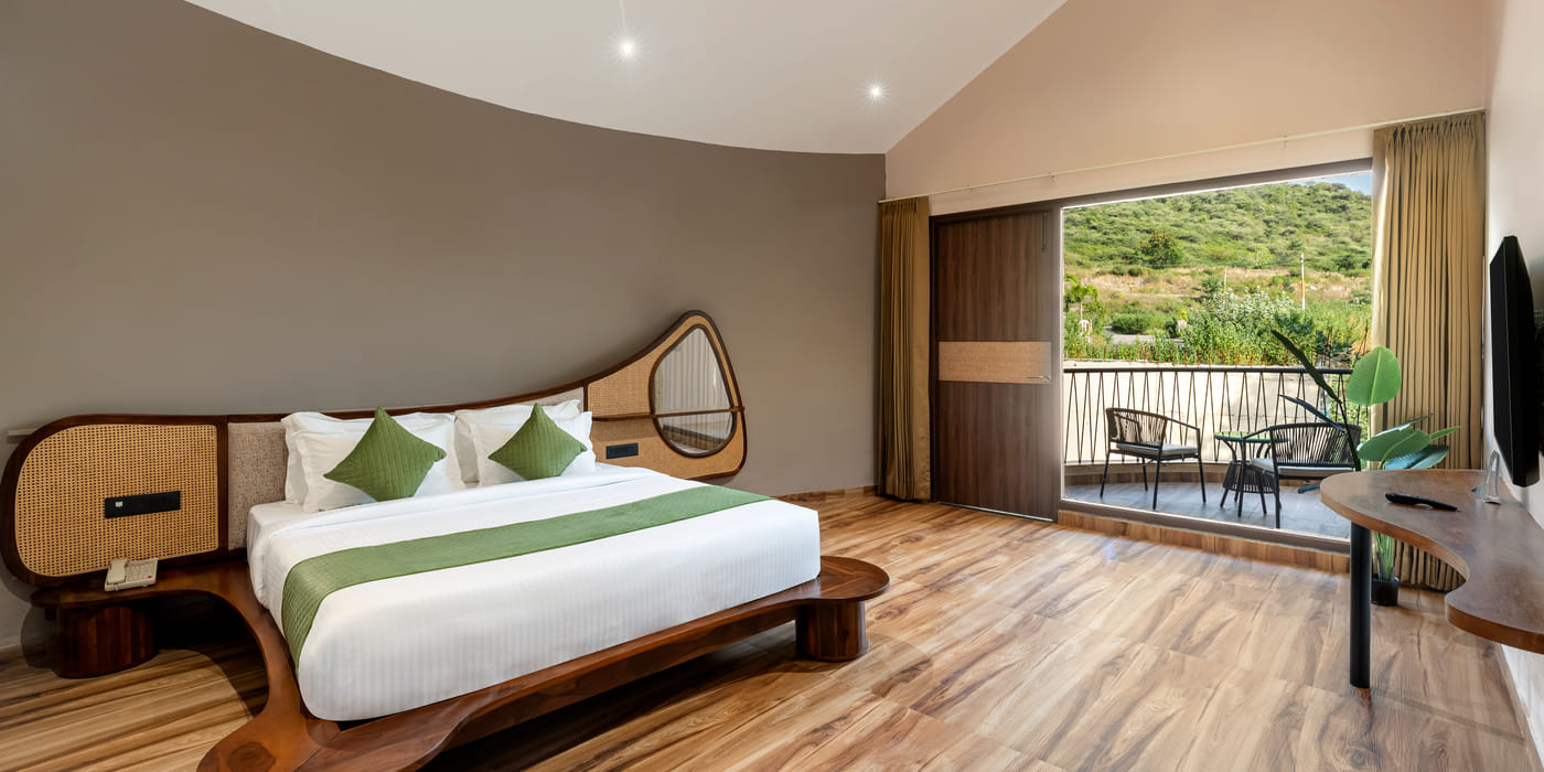 Walled villa terrace with private pool at The Qualia Resort, Udaipur