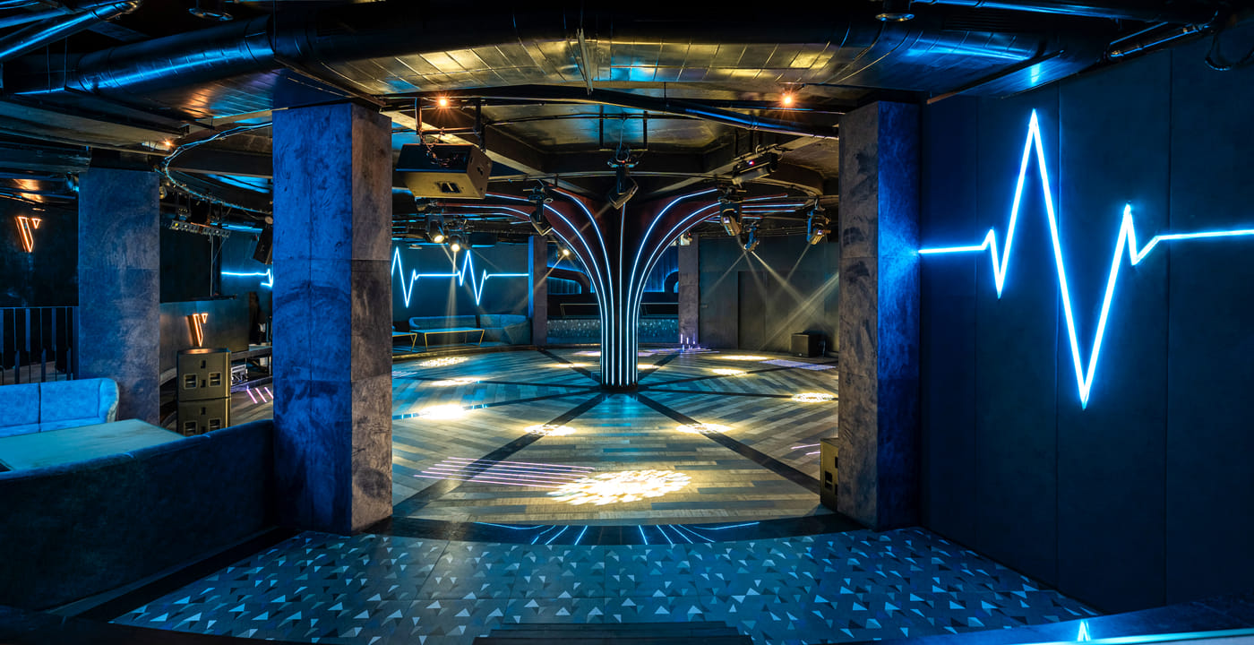 The Verve nightclub dance floor and lighting at The Qualia