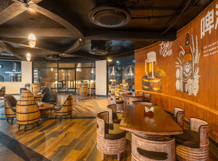 Craft beer flight with tasting notes at Rhythm & Brews, Udaipur