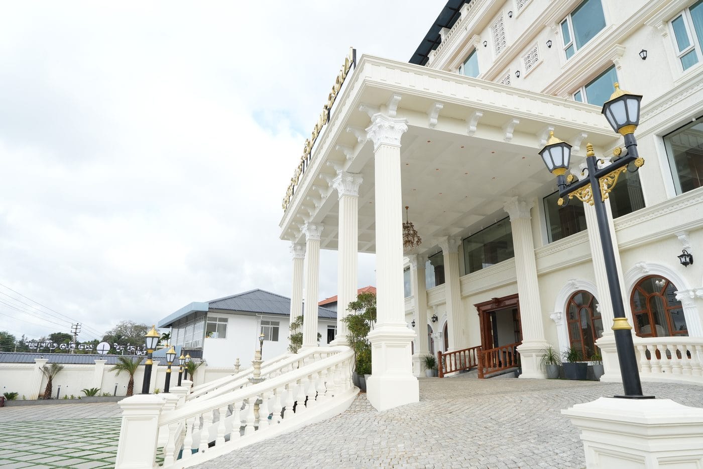 The grounds at Captains Crown, Kushalnagar