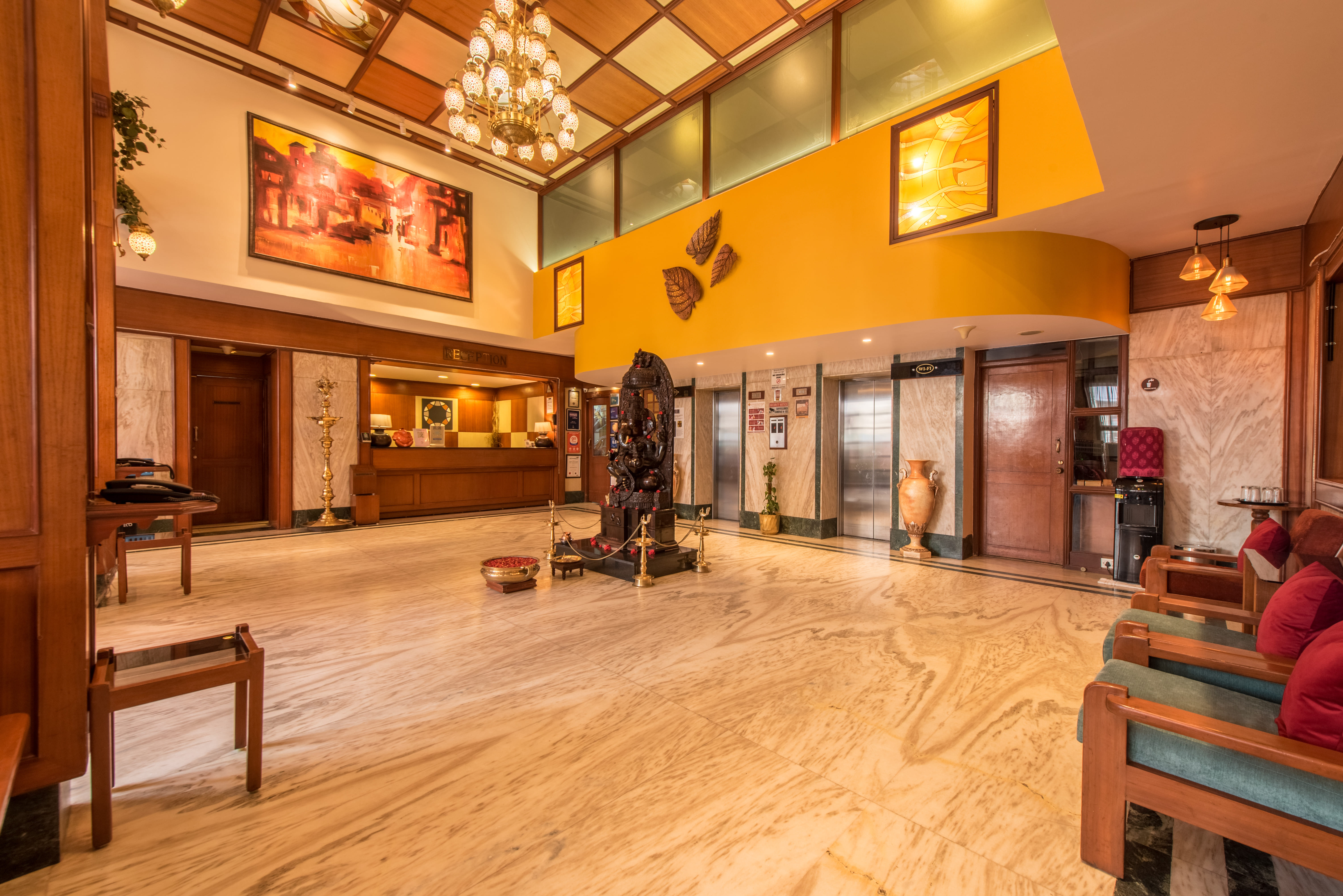 Bangalore Gate Hotel & Conferences, lobby interior