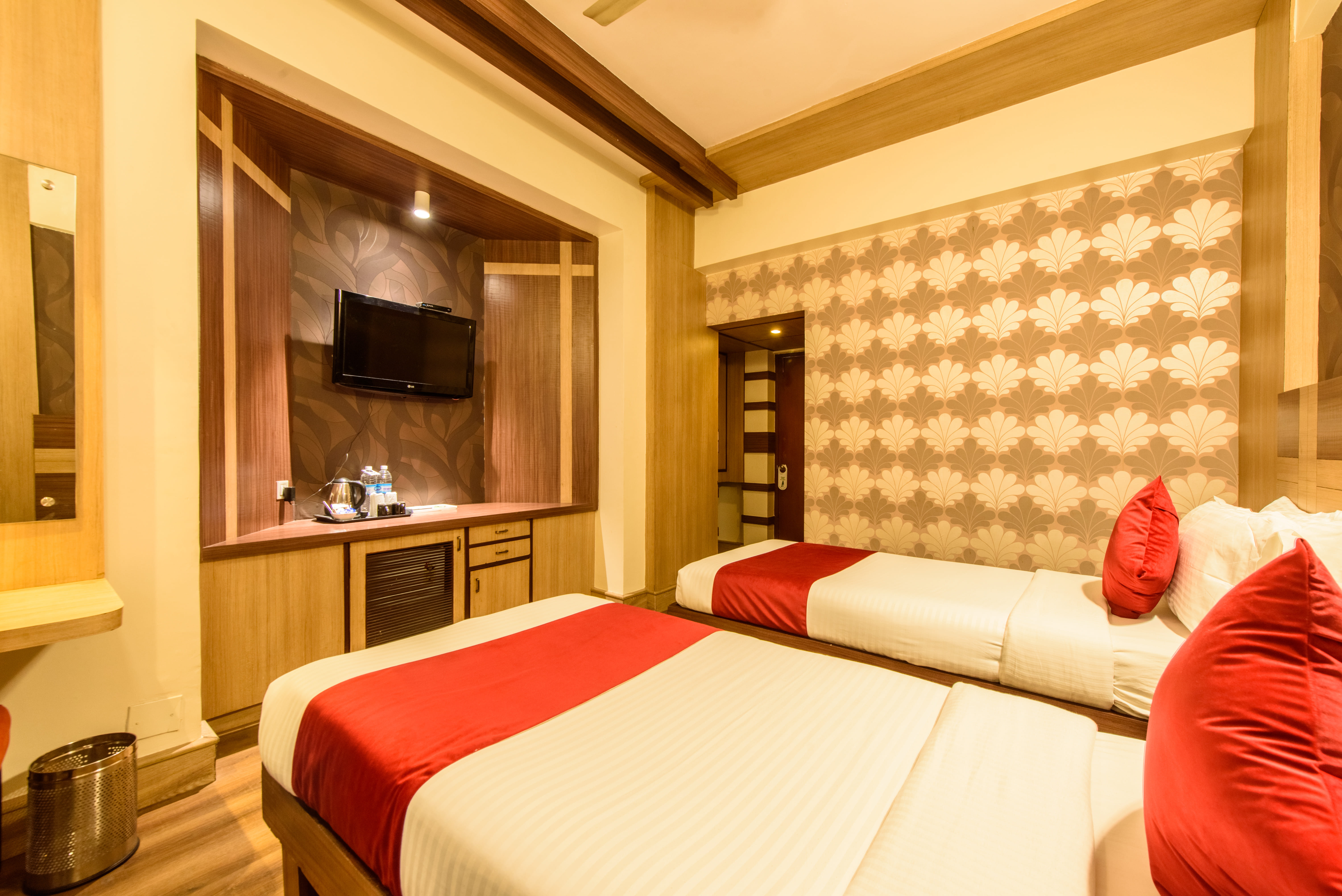 Diamond Executive Room at Bangalore Gate Hotel
