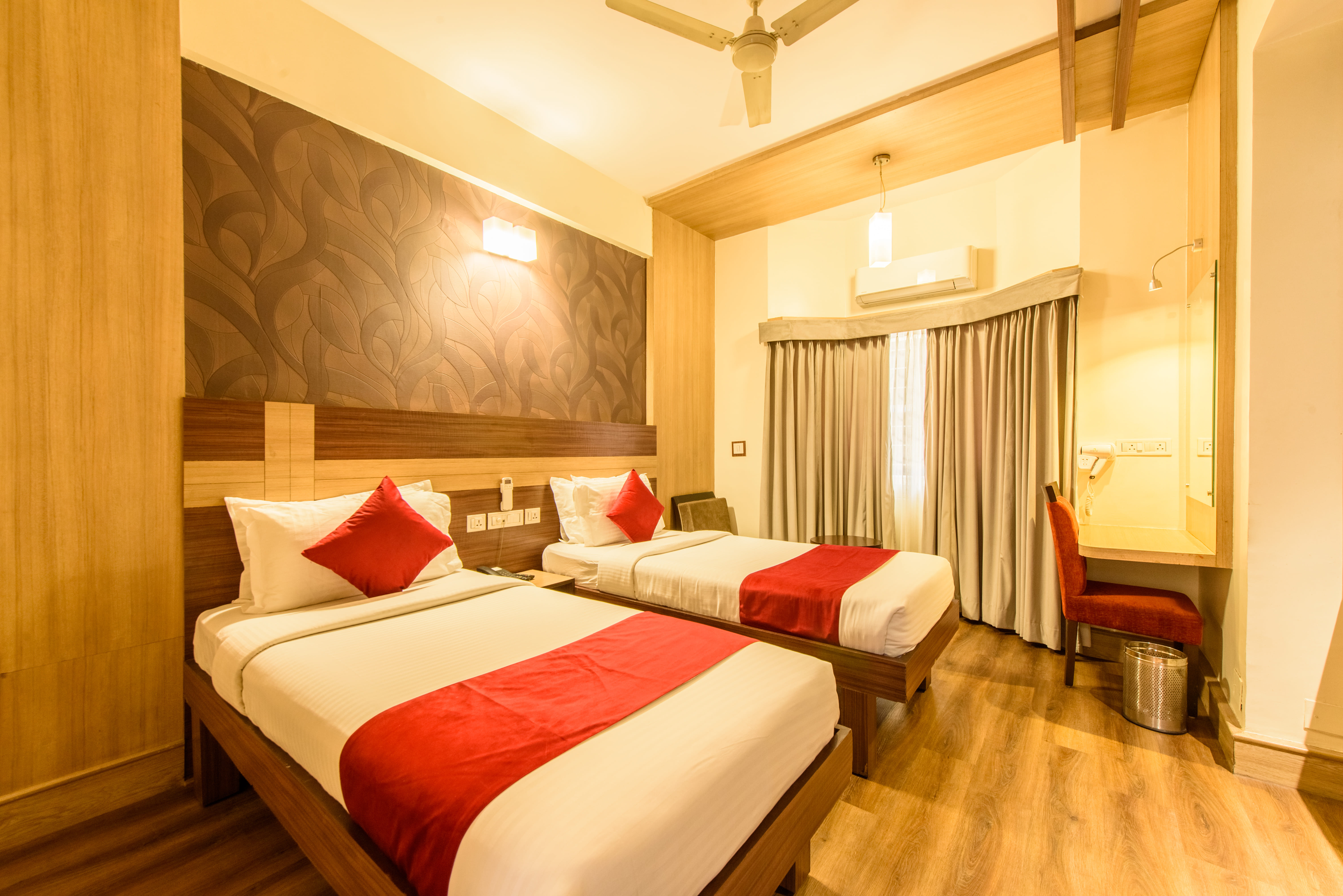 Diamond Executive Twin Room, view 1