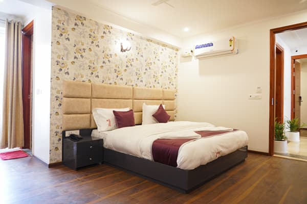 Lime Tree Hotel, Pulkit, Gurgaon