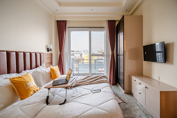 Lime Tree 1BHK Service Apartment Near Artemis Hospital — photo 5