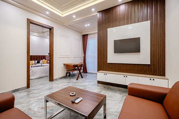 Lime Tree 1BHK Service Apartment Near Artemis Hospital — photo 3