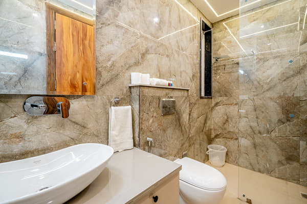 Lime Tree 1BHK Service Apartment Near Artemis Hospital — photo 7