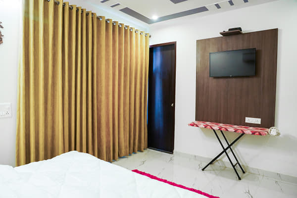 Lime Tree 2BHK Serviced Apartment Near Artemis — photo 4