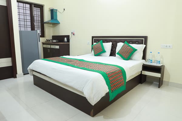 Lime Tree Studio Serviced Apartment, Greenwood City, Gurgaon