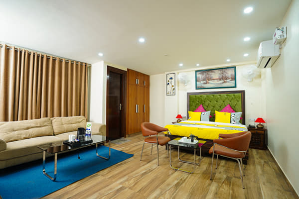 Lime Tree Hotel Near 32nd Avenue — photo 3