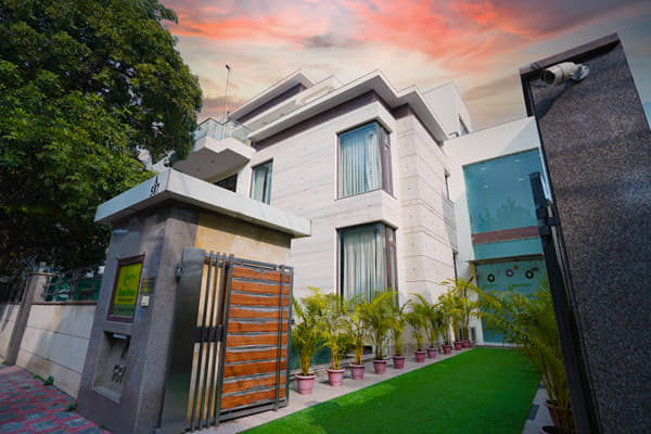 Lime Tree Hotel, IFFCO Chowk, Gurgaon