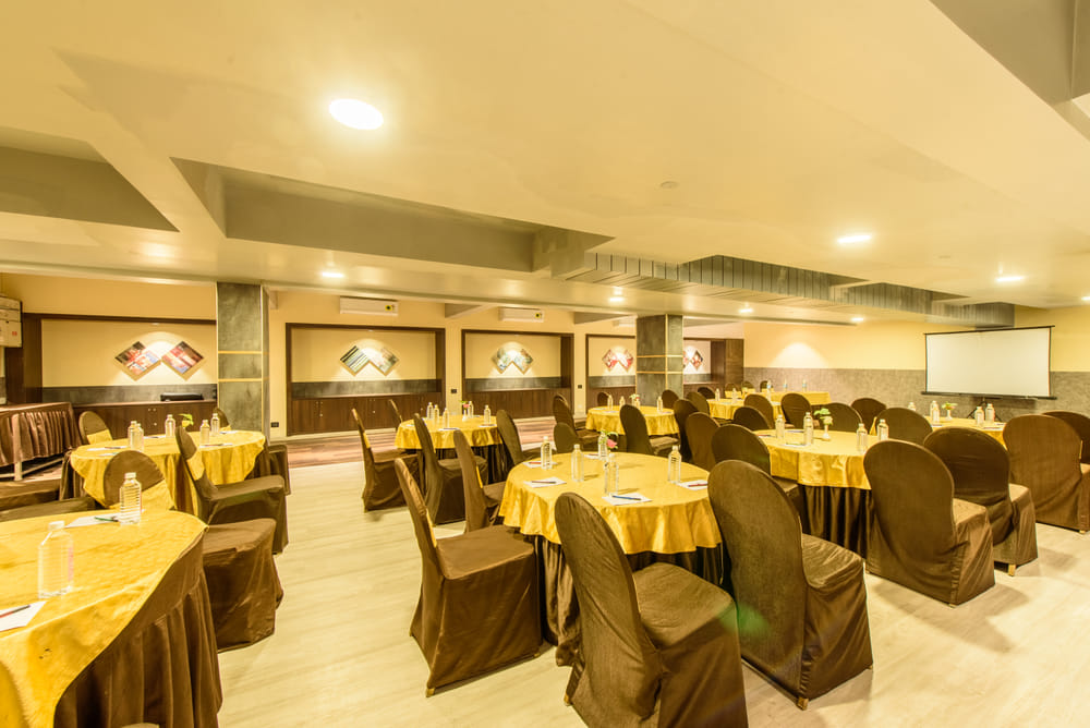Regency hall, banquet setup