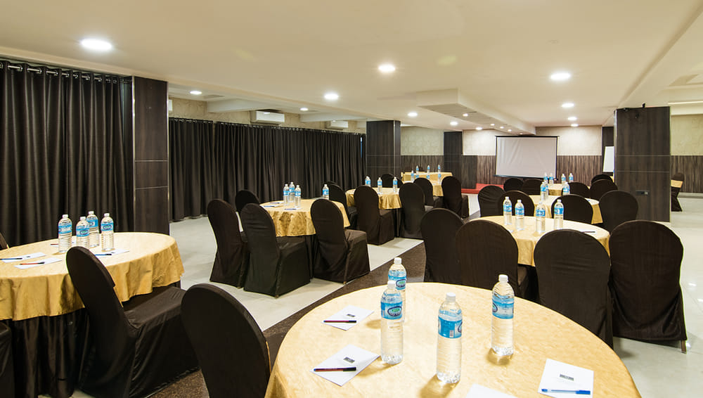 Royale banquet hall, alternate view