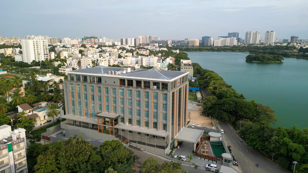 Arrival and parking at RG Grand