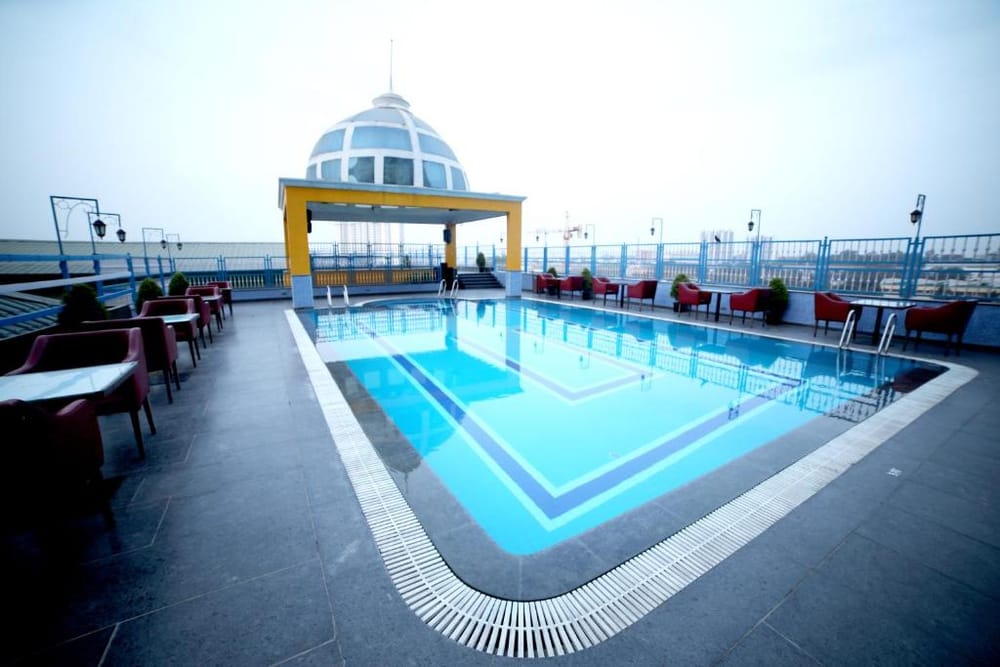 Swimming pool at RG Royal