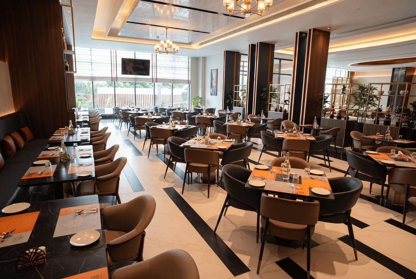 Maxims all-day dining