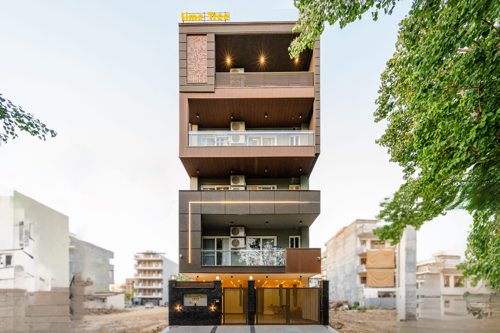Lime Tree 1BHK Service Apartment Near Artemis Hospital