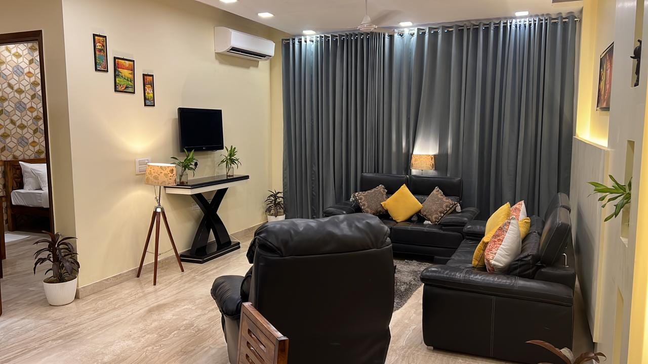 Standard Rooms with Balconies (3BHK)