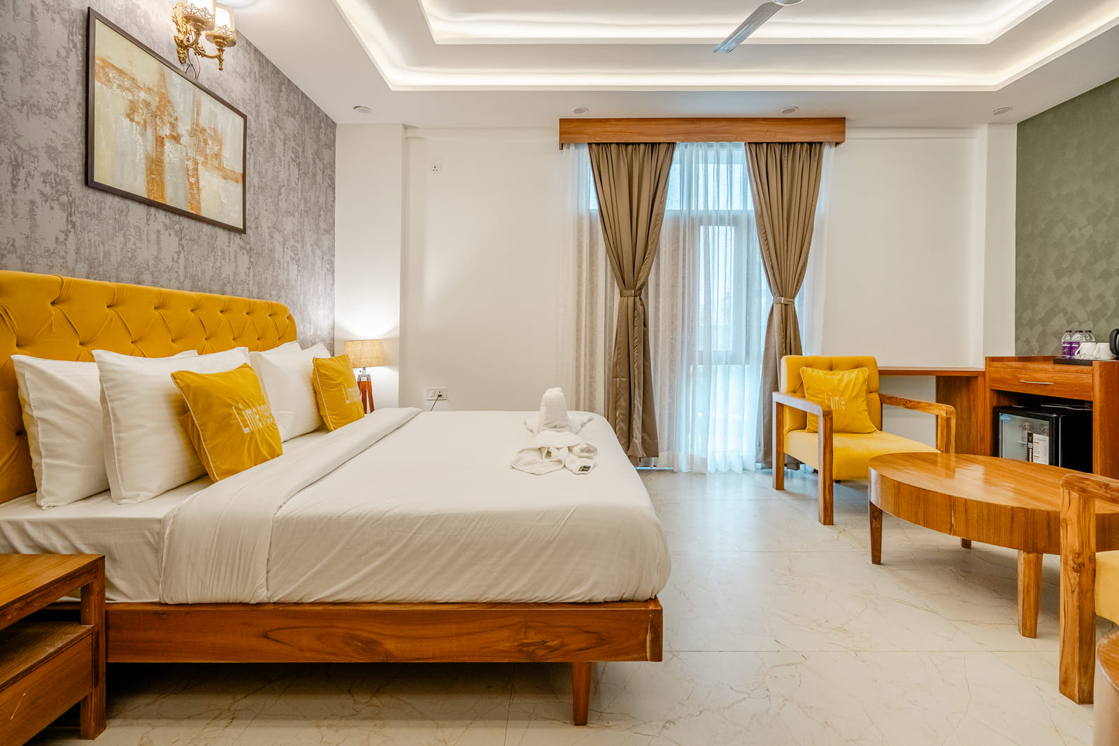 Lime Tree Hotel Near India Expo Mart