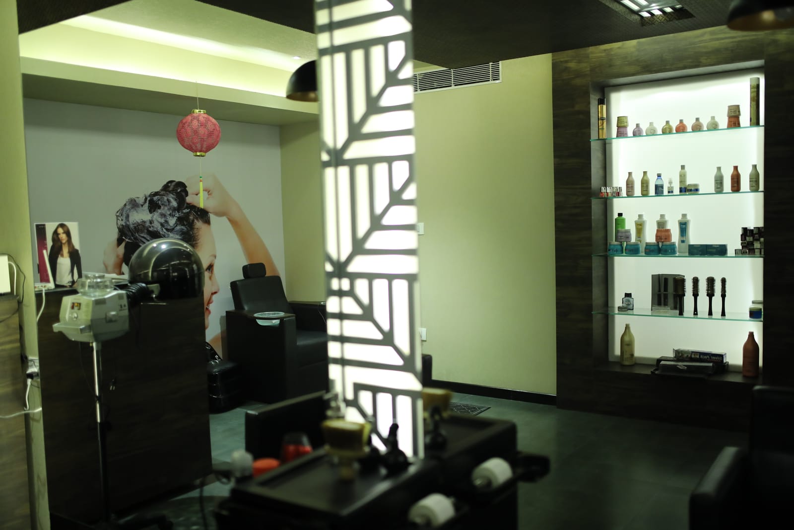 Salon at RG Royal