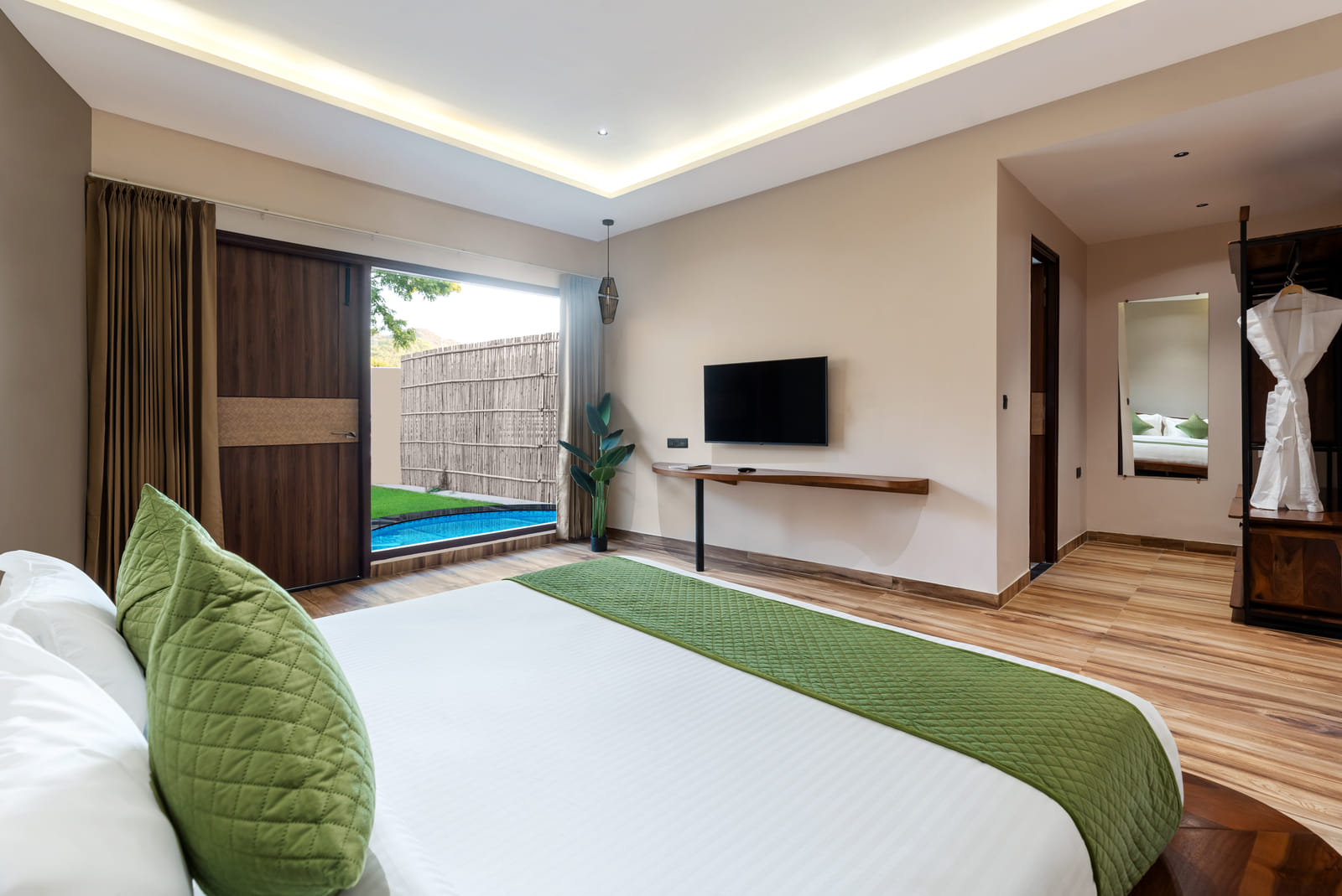 Luxury villa with private plunge pool, The Qualia