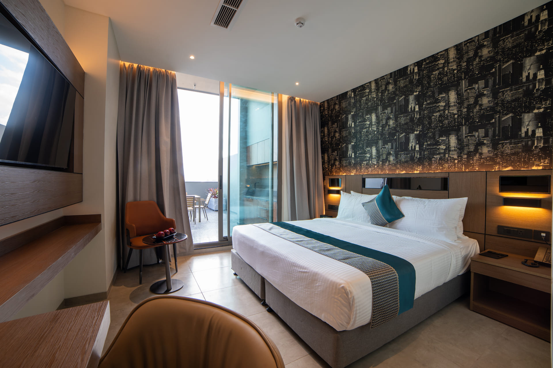 Club Room at RG Grand Hotel & Convention