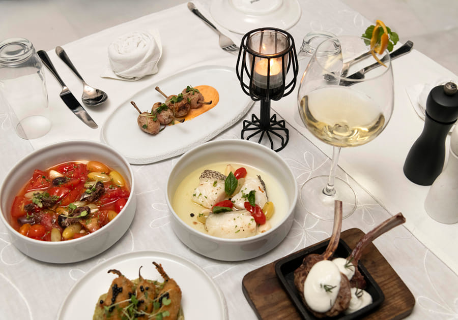 Food 1 at The Claridges, New Delhi