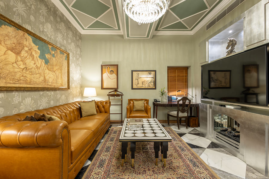 Sofa Set And Chair at The Claridges, New Delhi