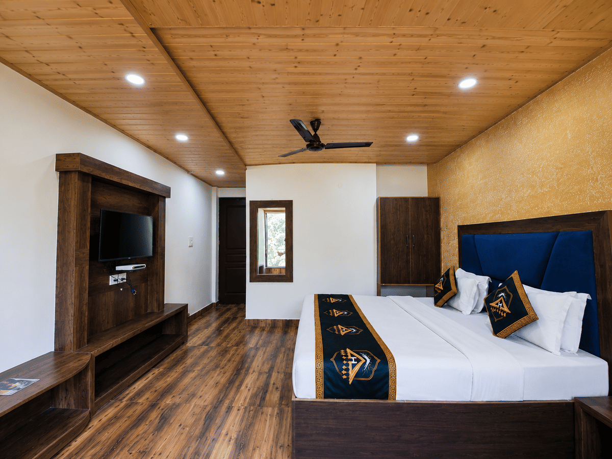 Premium room at Kavin Highland - The Mall