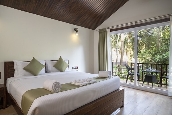 Experience the flexibility of 24-hour check-in and check-out for your convenience.