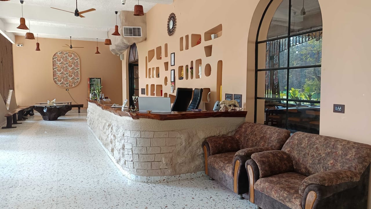 The reception at Signum Resort, Bandhavgarh