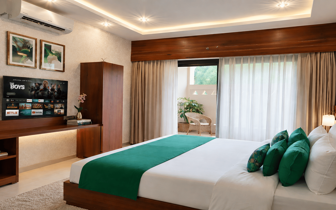 Deluxe Room with Private Balcony at Signum Resort, Bandhavgarh