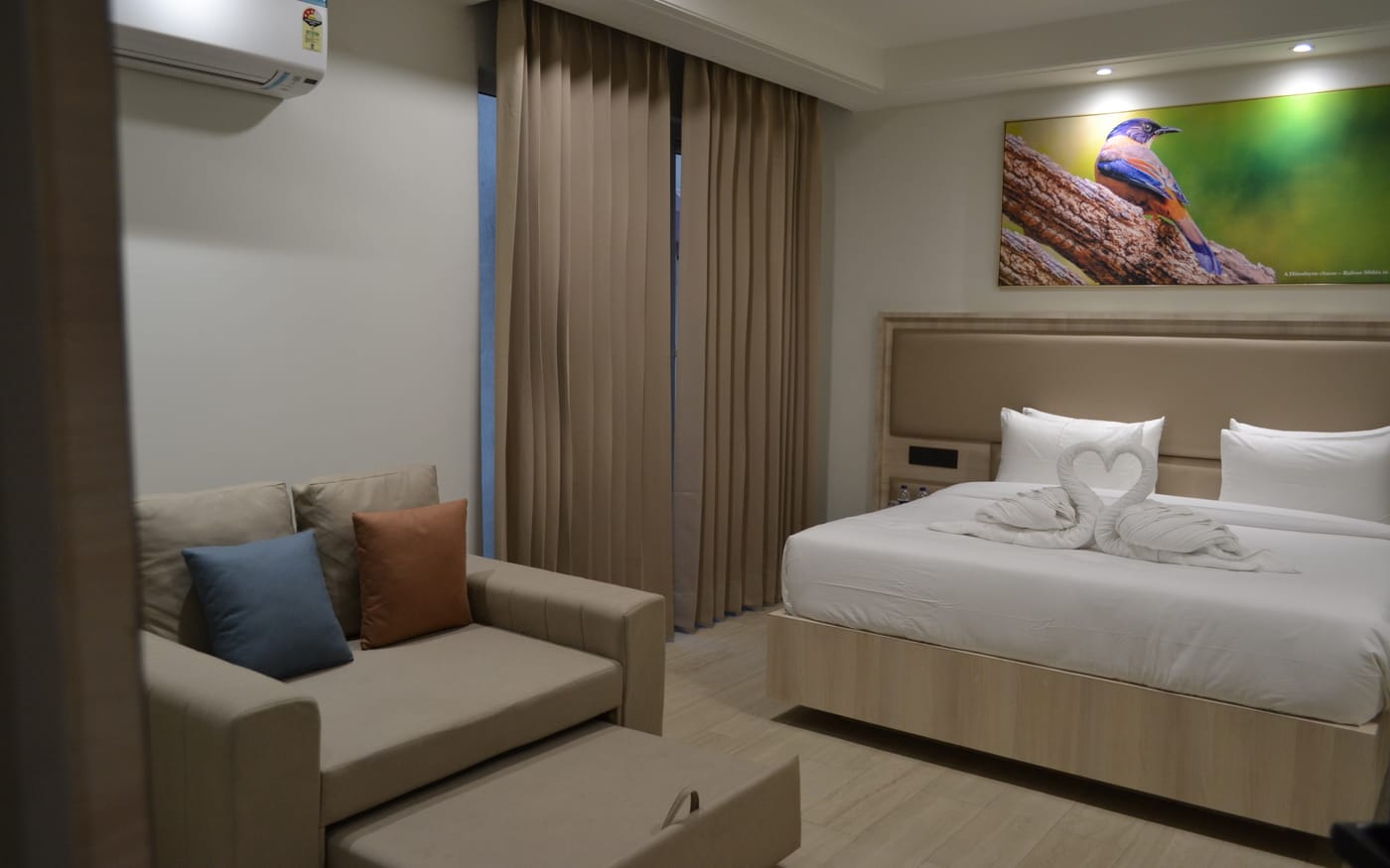A Deluxe Double Room at Signum Tathastu Boutique Hotel, Haridwar