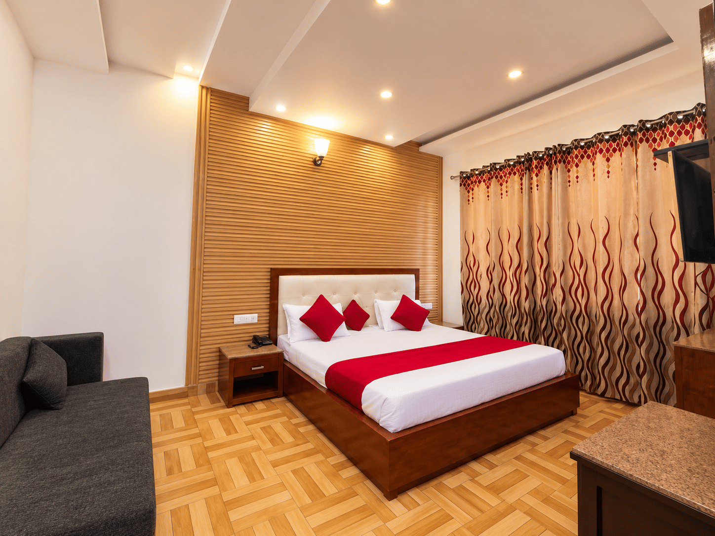 Semi Deluxe Room at Hotel Snow Ark Inn