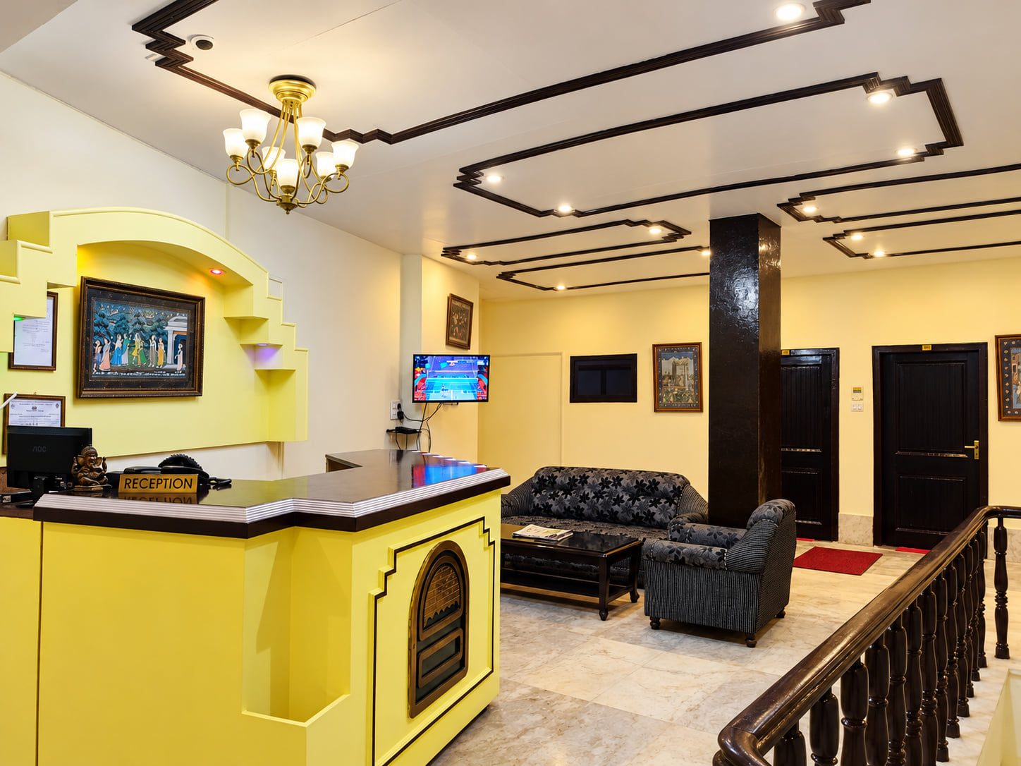 The lounge and reception at Hotel Surya Resort