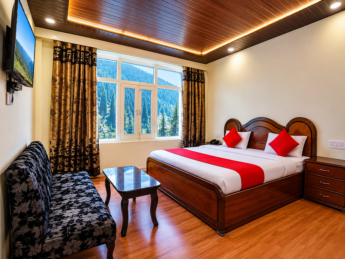 Semi Deluxe Room seating corner, Hotel Surya Resort