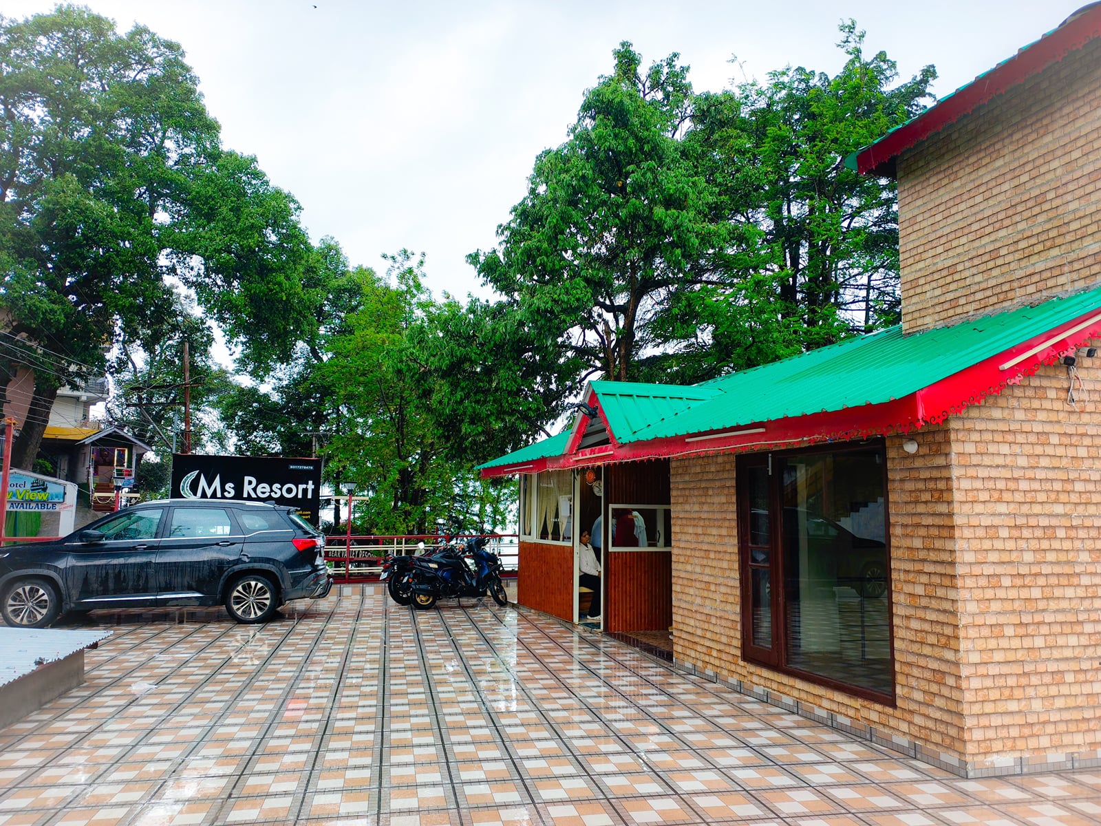 MS Resort building and entrance, Dalhousie