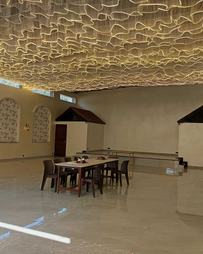 Table settings prepared for a wedding banquet at Signum Resort, Bandhavgarh