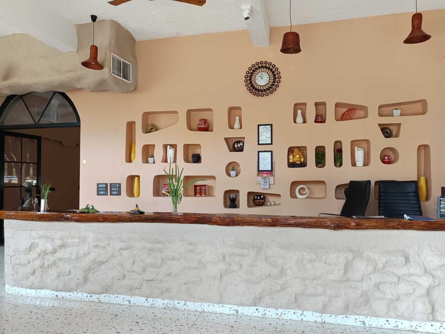 The reception desk at Signum Resort, Bandhavgarh