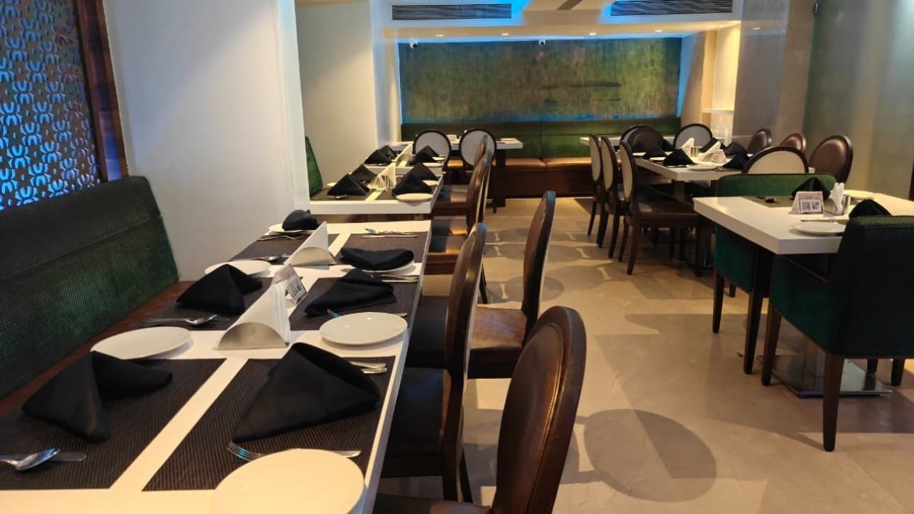 Bluet all-day dining seating