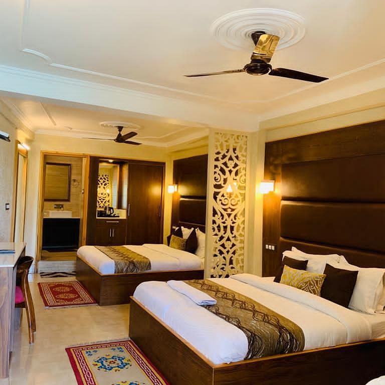 Four bedded family room