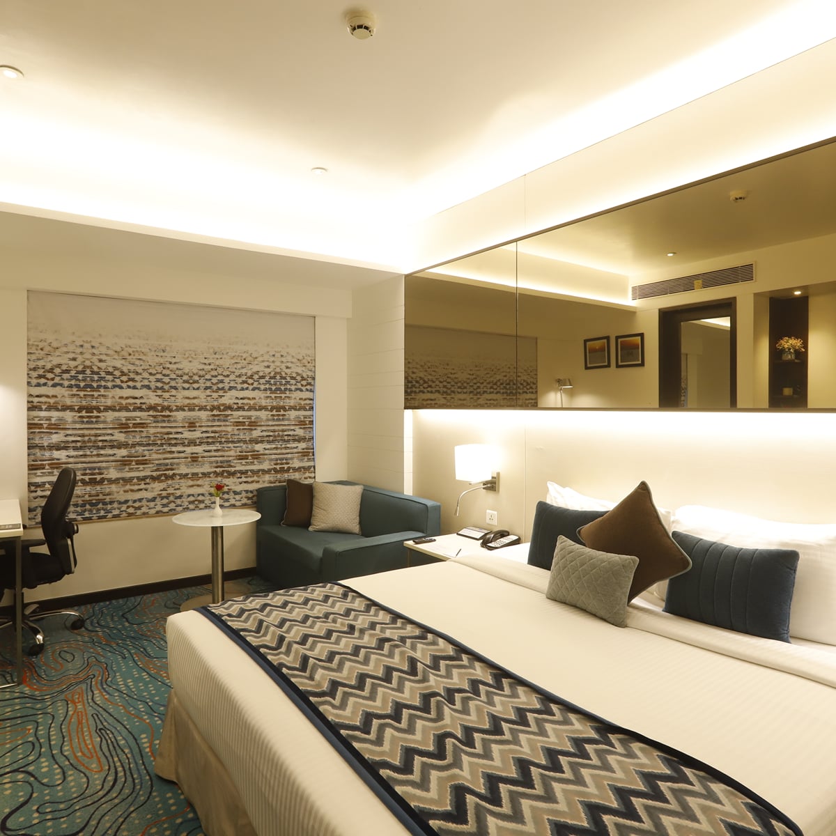 Superior Bathtub King Room at The Sahil Hotel, Mumbai Central