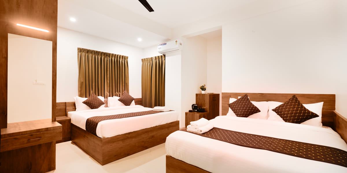 Executive Family Room with two queen beds