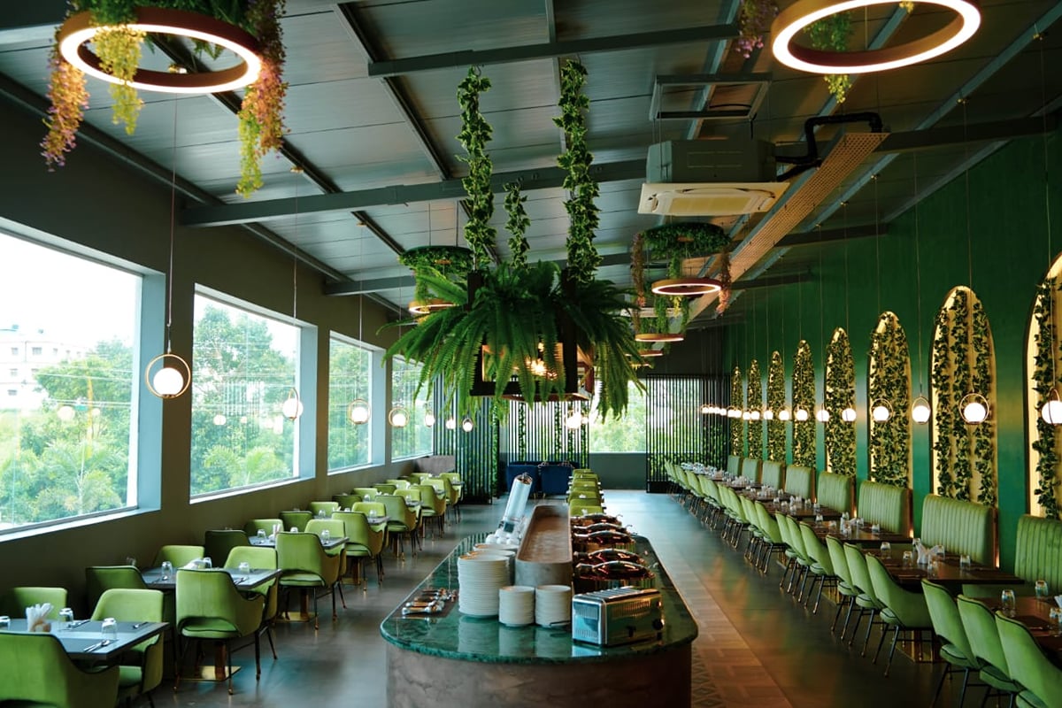 Atlas multi-cuisine restaurant at VIVIDUS Sleek CN Windsor