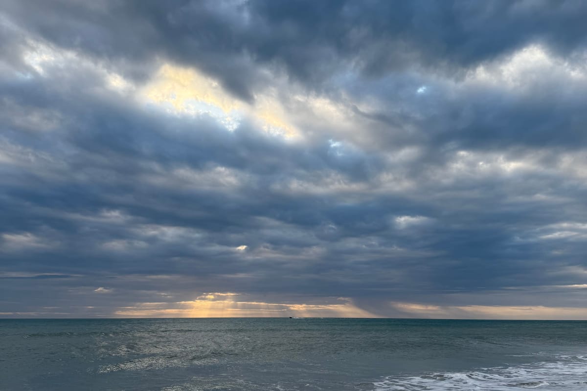 Clouds over the sea at Panaiyur Beach on the East Coast Road