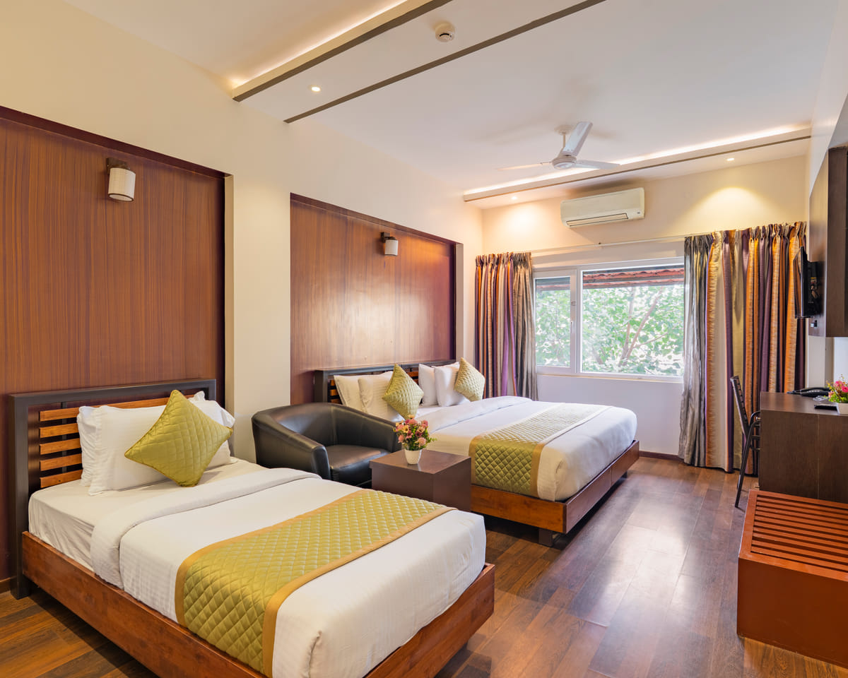 Executive Twin Room interior