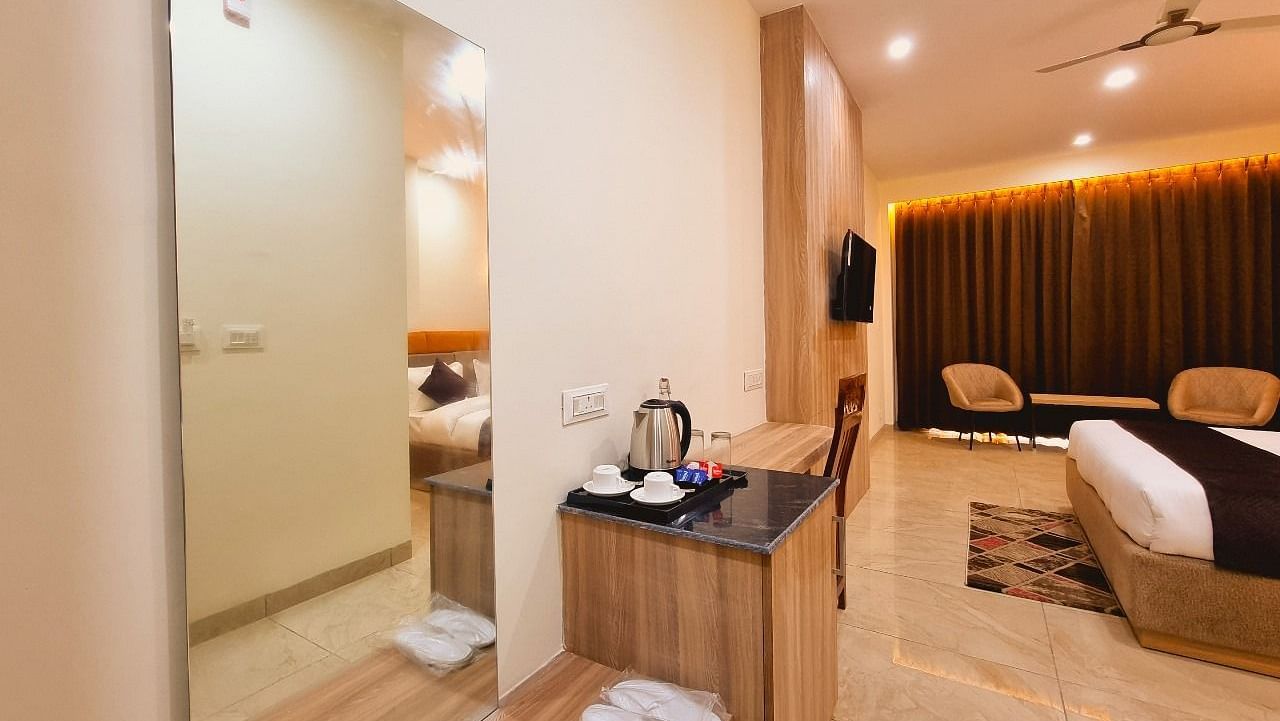 Deluxe Room With Balcony H