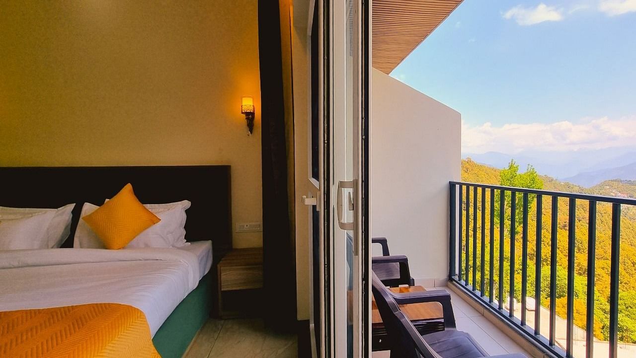 Premium Room Valley View With Balcony 2