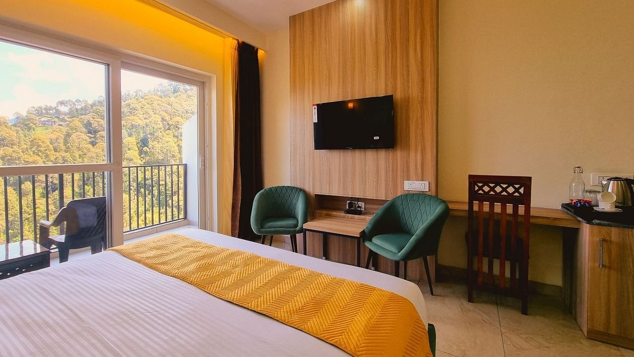 Premium Room Valley View With Balcony 4